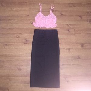 Black pencil skirt.