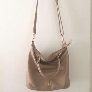 VR over the shoulder purse