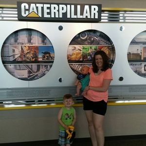 Meet your Posher, Elizabeth