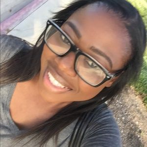 Meet your Posher, Brianna