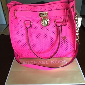 Auth Michael Kors Hamilton Perforated leather