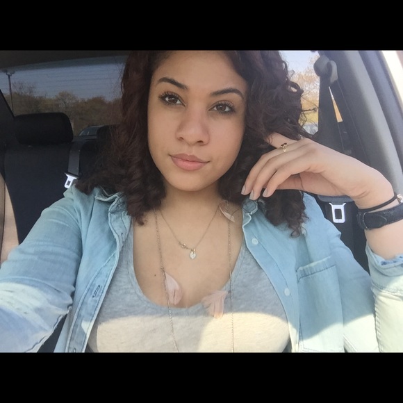 Meet your Posher, Krystal