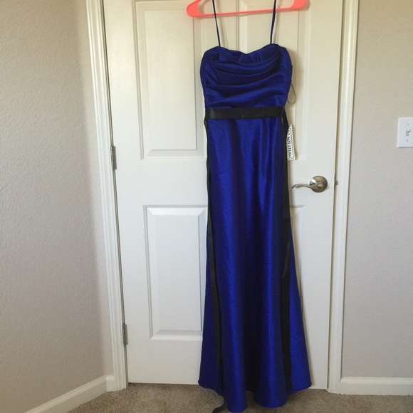 Wtoo sapphire prom gown