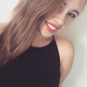Meet your Posher, Celeste