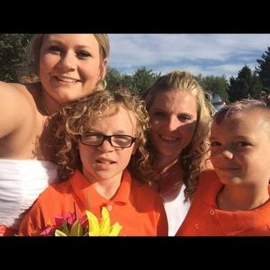 Meet your Posher, Joni