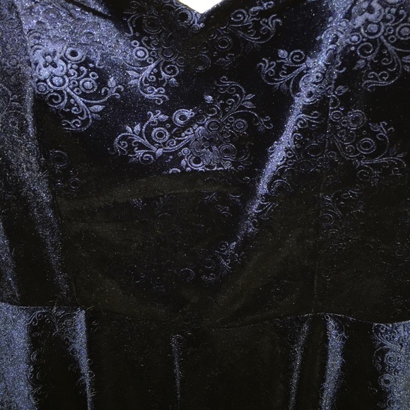 Nwt blue top - Picture 3 of 3