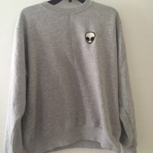 brandy sweater w alien
