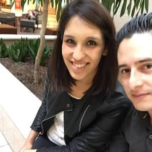 Meet your Posher, Elise