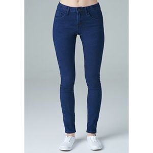 SALE ❄️ F21 // Mid-Rise Skinny Jeans