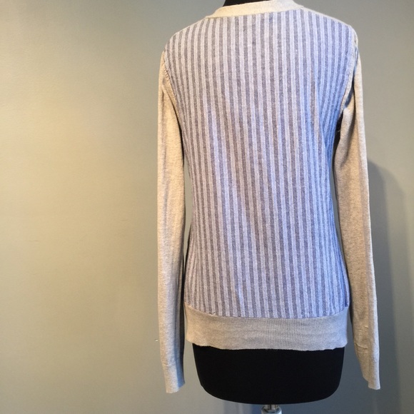 Gray cardigan - Picture 2 of 3