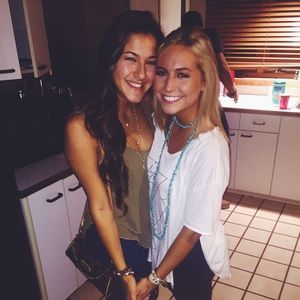 Meet your Posher, Lauren