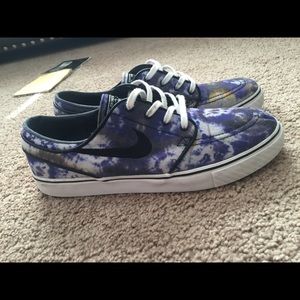 Stefan janoski nike skateboarding shoe