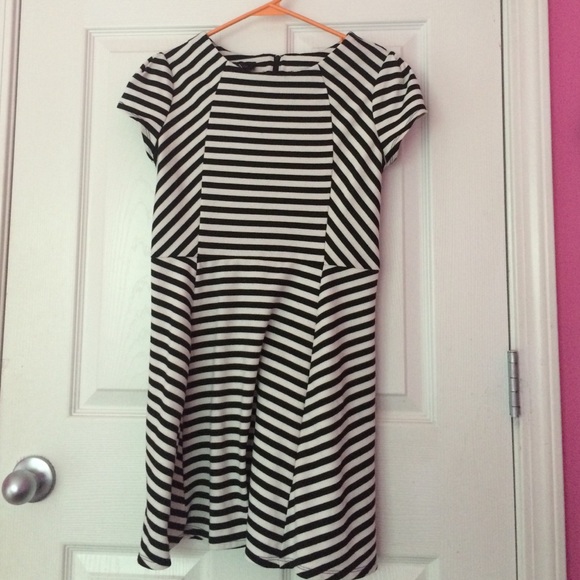 Juniors Stripe Dress