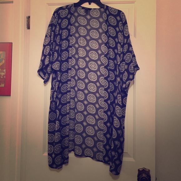 Forever 21 Kimono. Size small