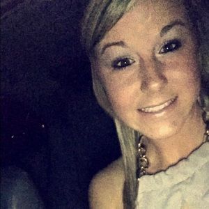 Meet your Posher, Alyse