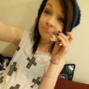 Meet your Posher, Hannah