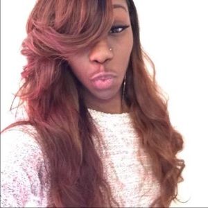 Meet your Posher, Daila