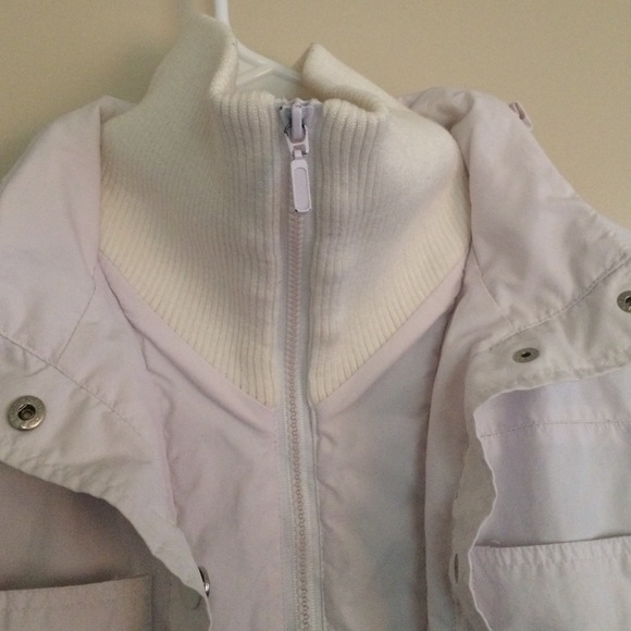 White Coat - Picture 4 of 4