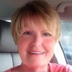 Meet your Posher, Nora