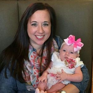 Meet your Posher, Caitlin