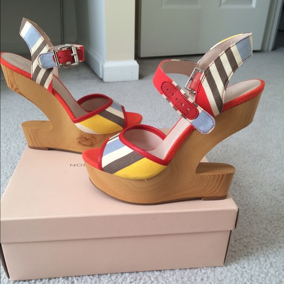 Sandal/Shoes