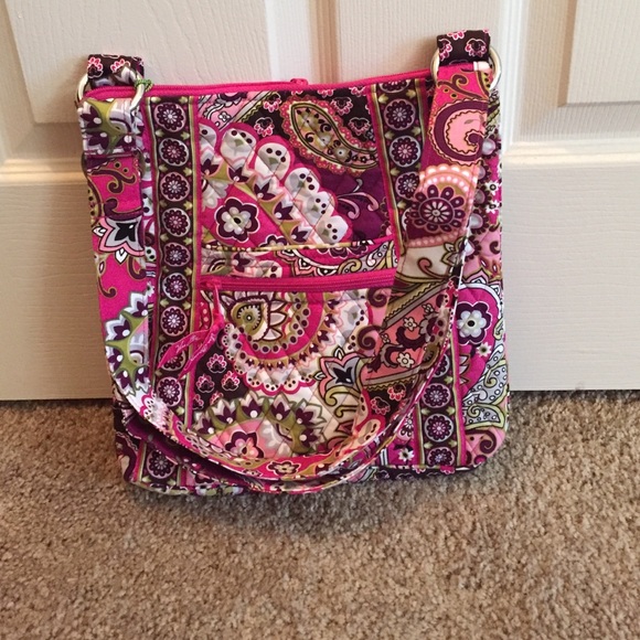 Vera Bradley Hipster "Very Berry", NWT