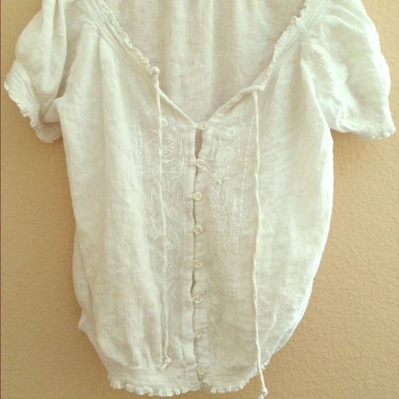 Vintage ruffled top