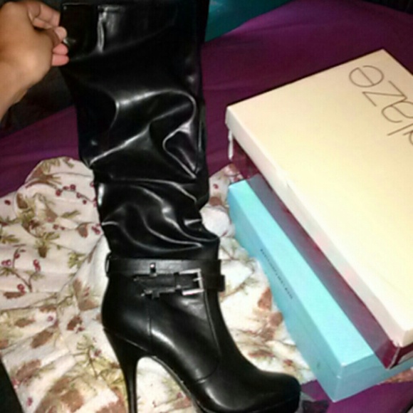 High heel boots