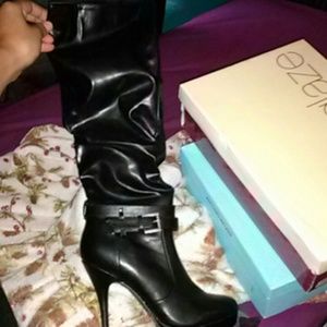 High heel boots