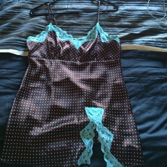 Brown silk cami with mint lace