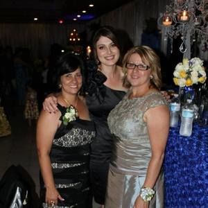 Meet your Posher, Connie