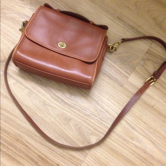 more pics of coach bag