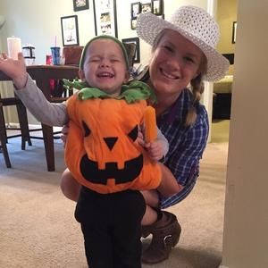 Meet your Posher, Lauren