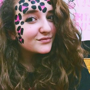 Meet your Posher, Madie