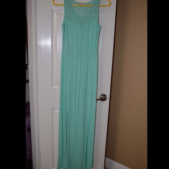 NWOT Brand new maxi with two front slits