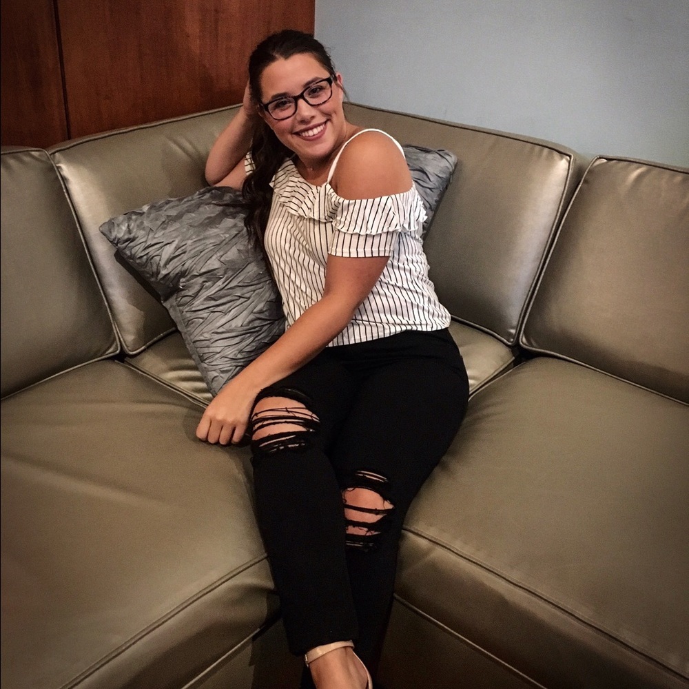 Meet your Posher, Dana