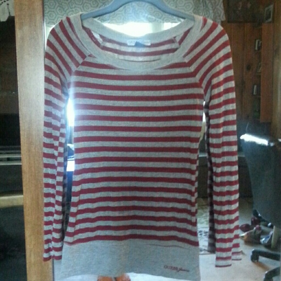 Guess long sleeved shirt