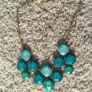 Green statement necklace
