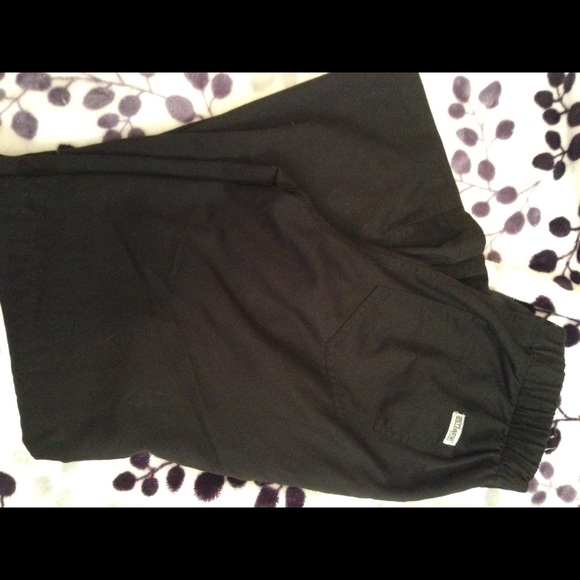 Black Greys Anatomy scrub pants