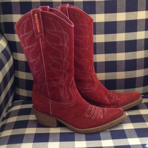 RED COWBOY BOOTS, ROCKETDOG