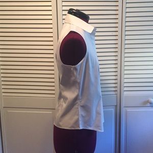 White blouse no sleeve