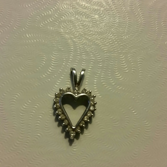 KAY JEWELER Diamond heart pendant - Picture 1 of 2