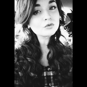 Meet your Posher, Stacy