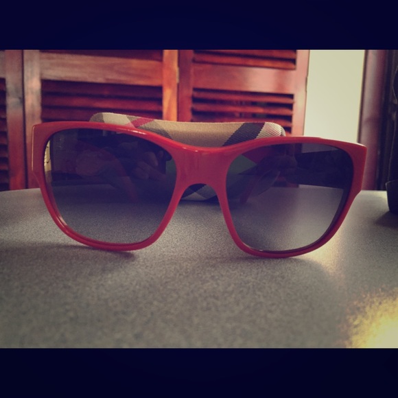 Authentic Burberry Orange Sunglasses - Picture 1 of 3