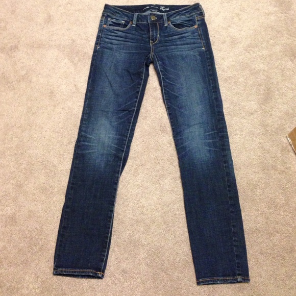 American eagle size 2 skinny  jeans