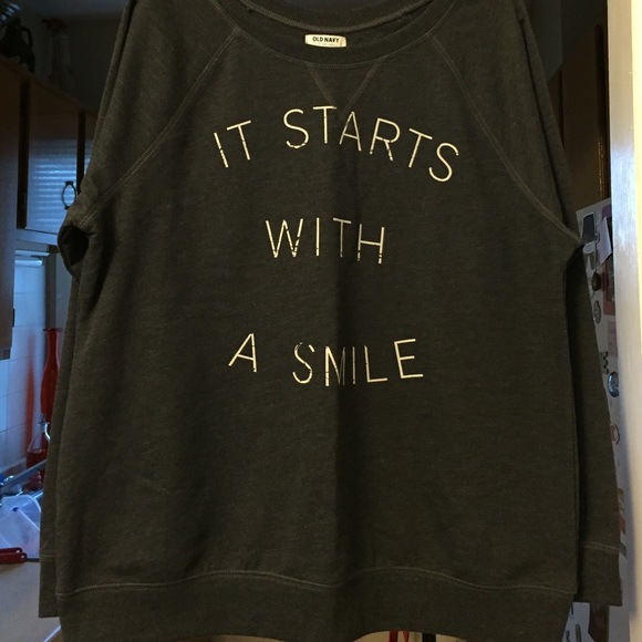 Sweatshirt.
