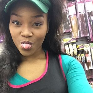 Meet your Posher, Milan