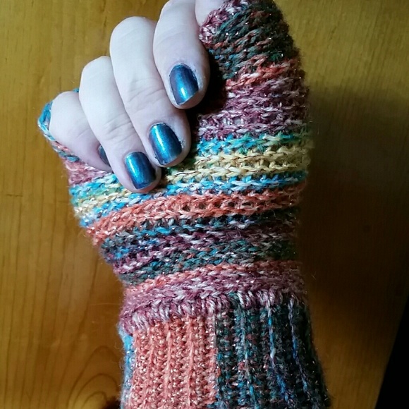 *SOLD*"Rainbow Sparkle"Fingerless Gloves - Picture 3 of 4