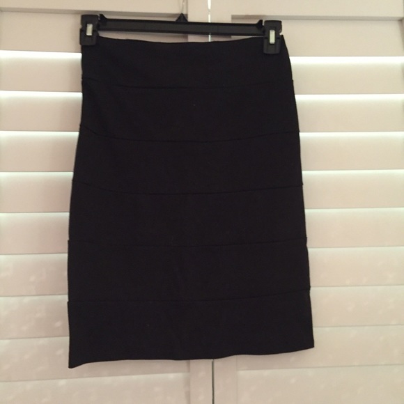 NWT black pencil skirt!