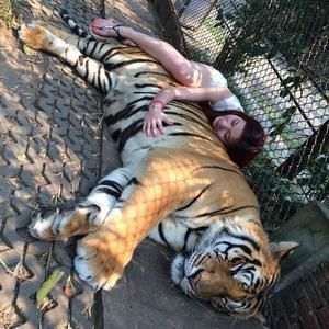 Meet your Posher, Candice